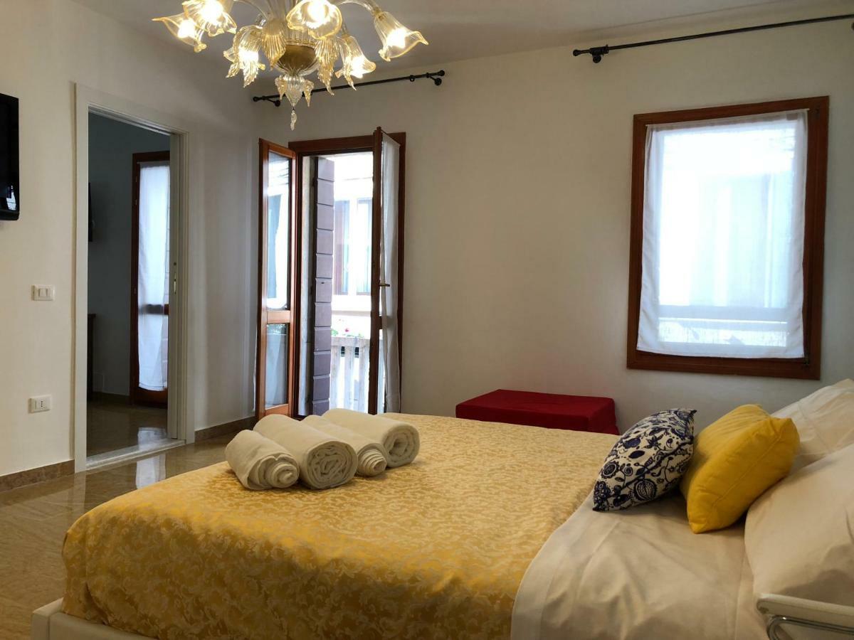 Grazia'S Apartment Кіоджа Екстер'єр фото
