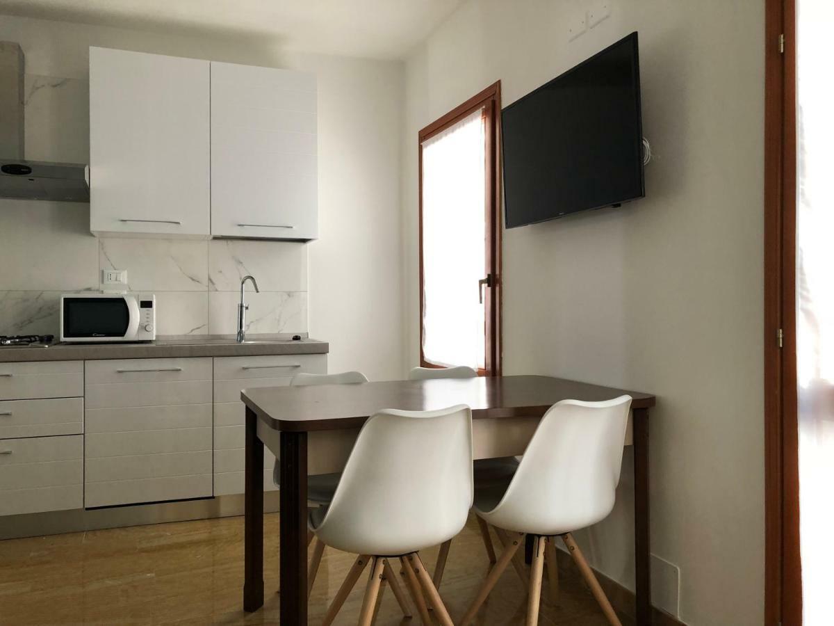 Grazia'S Apartment Кіоджа Екстер'єр фото